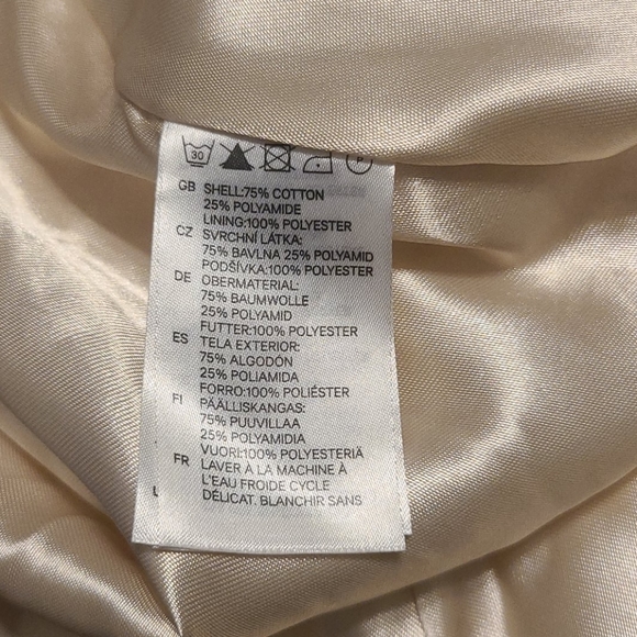 H & M LACE DRESS size 8 - Picture 4 of 4